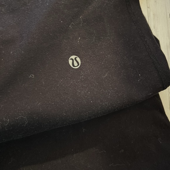 Lululemon leggings size 6 - Picture 4 of 4